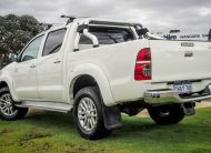 2013 Toyota Hilux SR5 (4X4)