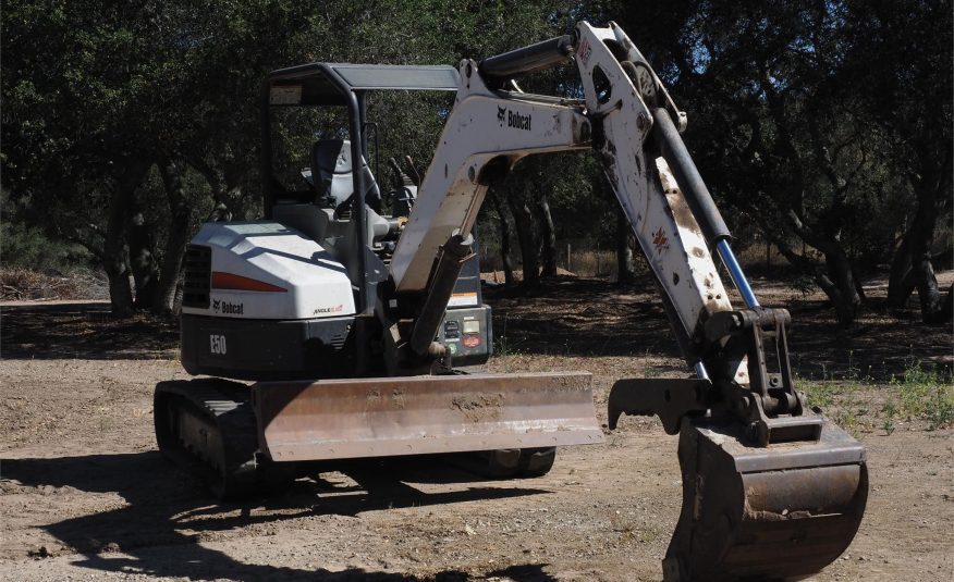 2016 BOBCAT E50 Excavator