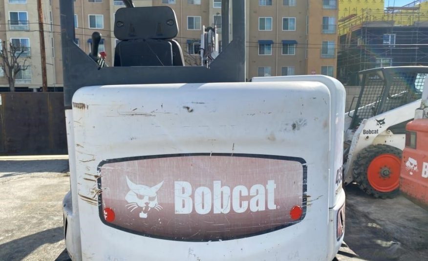 2005 BOBCAT Excavator 435HAG