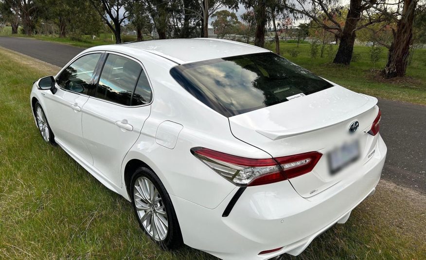 2018 Toyota Camry SL Hybrid