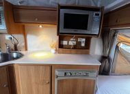 2007 Jayco Expanda , 600w solar , battery, annex and much more