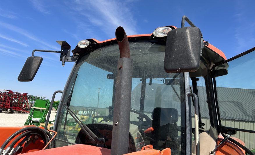 2013 KUBOTA M8560D