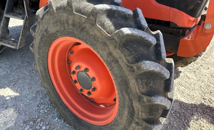 2013 KUBOTA M8560D