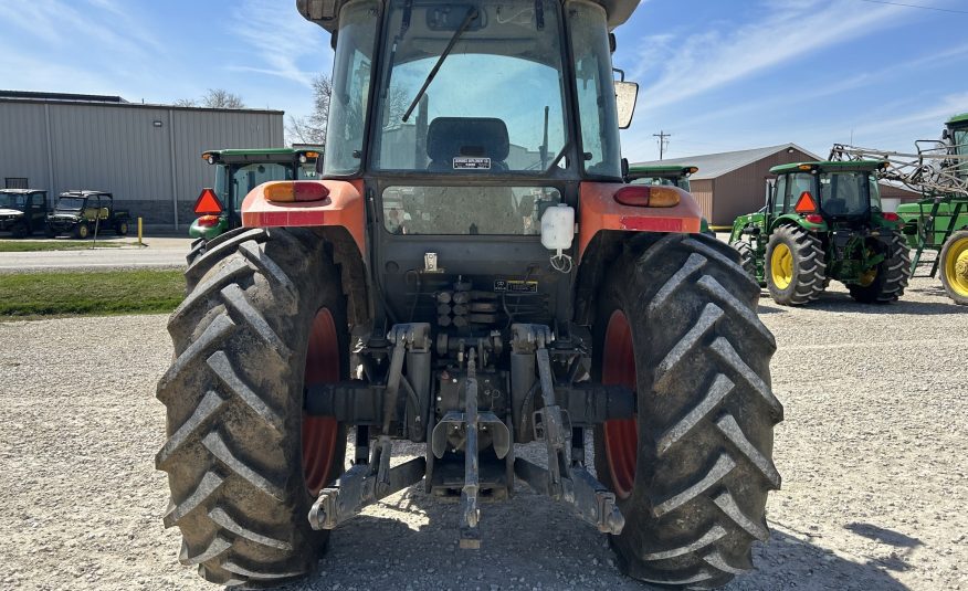 2013 KUBOTA M8560D