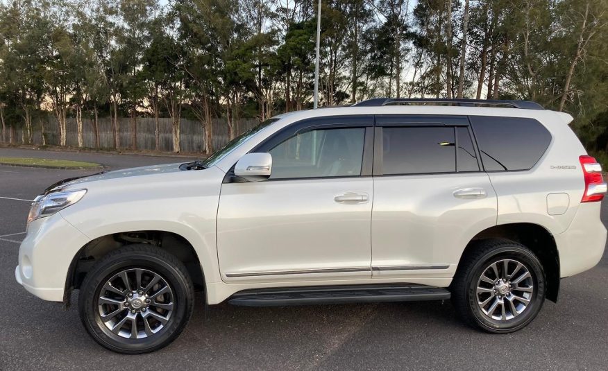 2014 Toyota Landcruiser Prado Altitude 4×4 3.0DT 4 cylinders Diesel