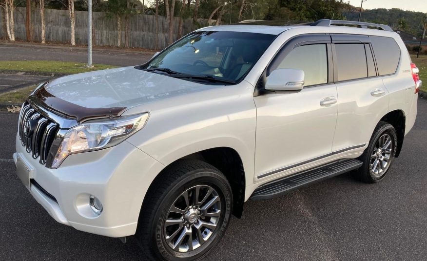 2014 Toyota Landcruiser Prado Altitude 4×4 3.0DT 4 cylinders Diesel