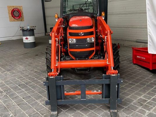 2019 Kubota L1501 including cabin and accessories