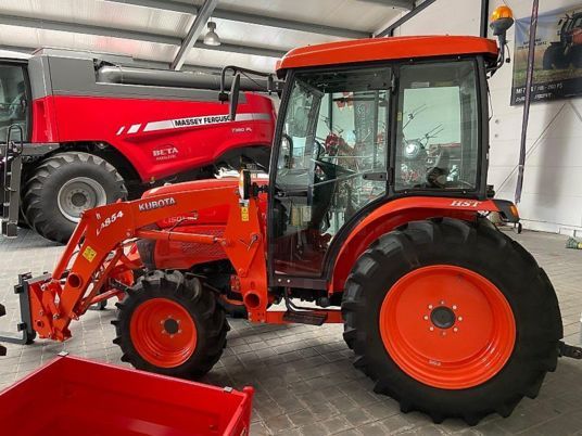 2019 Kubota L1501 including cabin and accessories